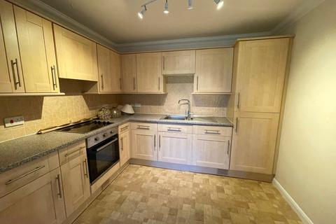 2 bedroom retirement property for sale, Southend Road, Hockley, Essex, SS5