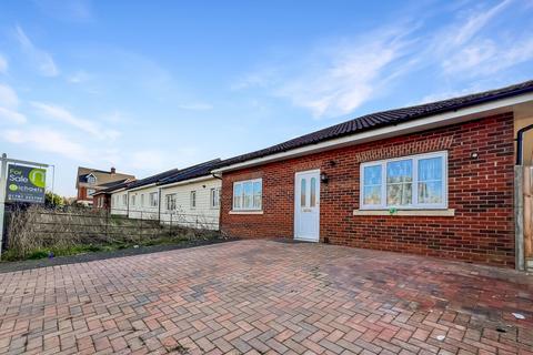 2 bedroom bungalow for sale, Rye Hill, Sudbury, CO10