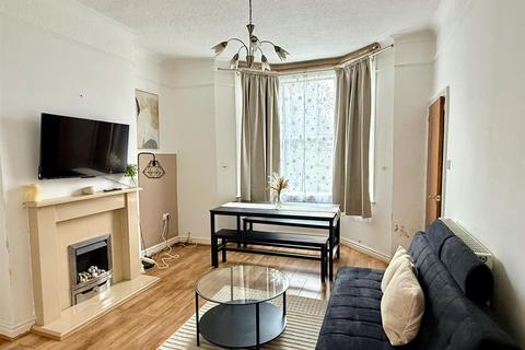 2 bedroom flat to rent, Milford Road, Harborne, Birmingham, B17