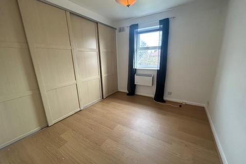 2 bedroom apartment to rent, Swan Road,  Feltham,  TW13