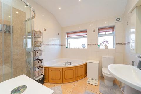 21 Brooks Road, Manchester, M16 9GG