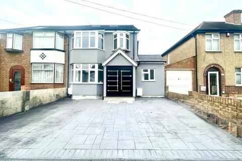 5 bedroom semi-detached house for sale, Windsor Avenue, Uxbridge, Greater London, UB10