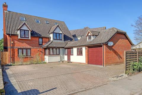 5 bedroom detached house for sale, Watch House Green, Felsted, Dunmow