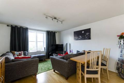 2 bedroom flat to rent, Stoneyard Lane, Poplar, London, E14