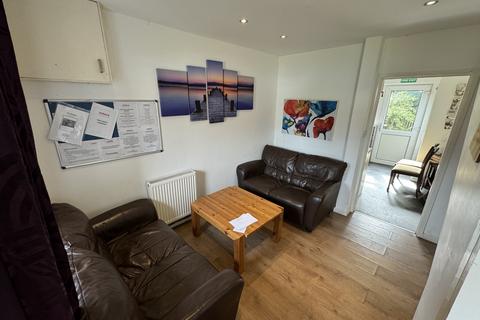 undefined, Fladbury Crescent, Birmingham B29