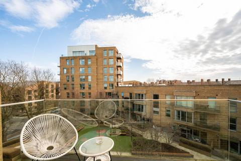 403, Tyler Court New Paragon Walk, London, SE17 1AX