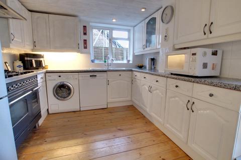 4 bedroom semi-detached house for sale, SOUTH LANE, CLANFIELD