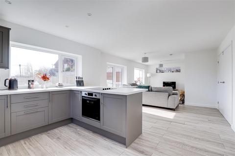 undefined, Ladywood Road, Ilkeston DE7