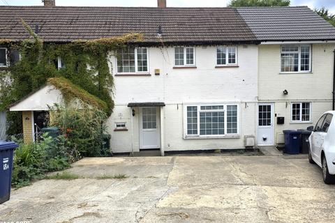 18 Wellside Close, HIGH BARNET EN5 3DW