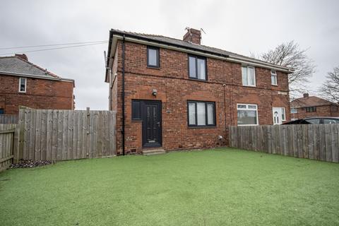 3 bedroom semi-detached house to rent, Barry Street, Dunston, Gateshead, NE11