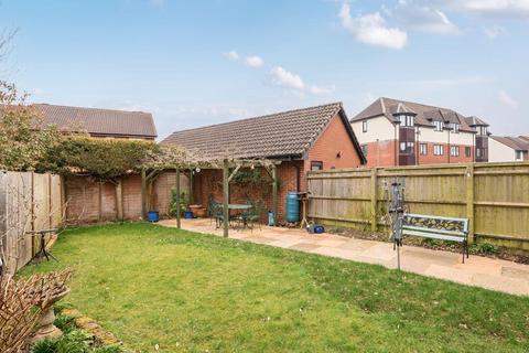 4 bedroom detached house for sale, Bicester,  Oxfordshire,  OX26