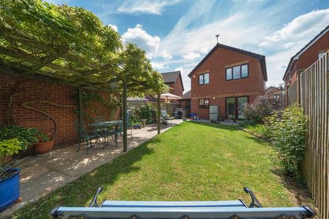 4 bedroom detached house for sale, Bicester,  Oxfordshire,  OX26