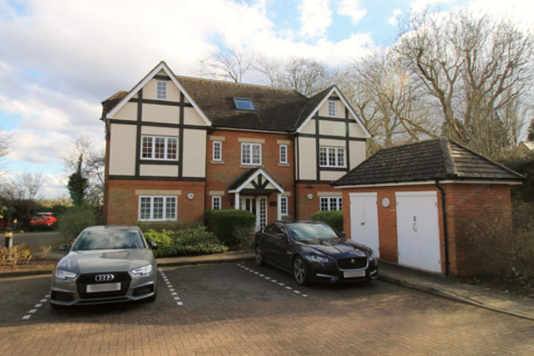 2 bedroom ground floor flat for sale, High Wycombe HP12