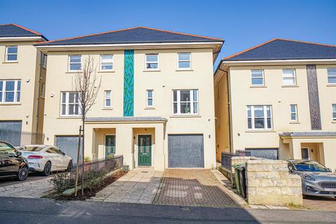 3 bedroom semi-detached house for sale, West Hill Road, St. Leonards-On-Sea