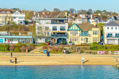 undefined, Westcliff-on-sea SS0