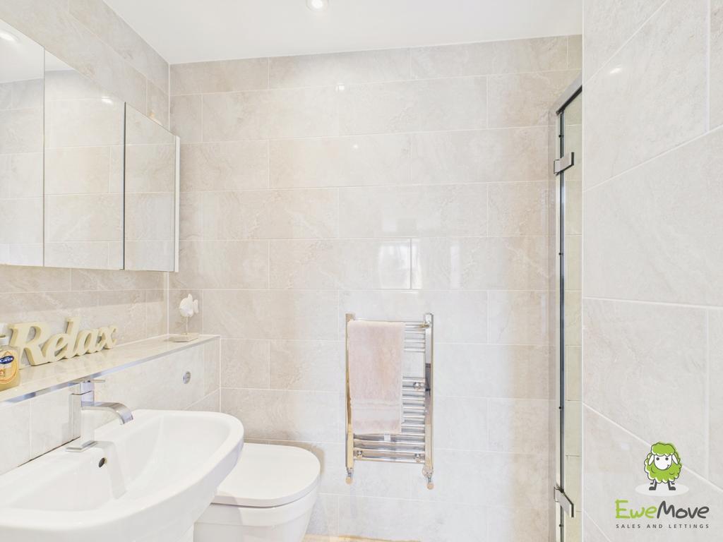 Ensuite