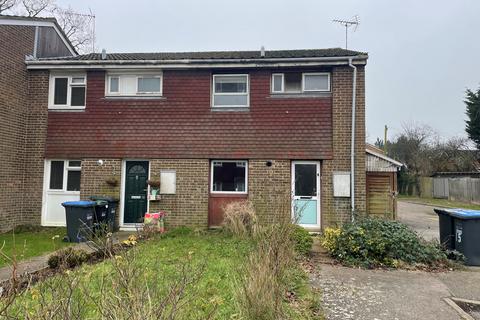 3 bedroom end of terrace house for sale, 15 The Hawthorns, West Sussex, RH15 8RL