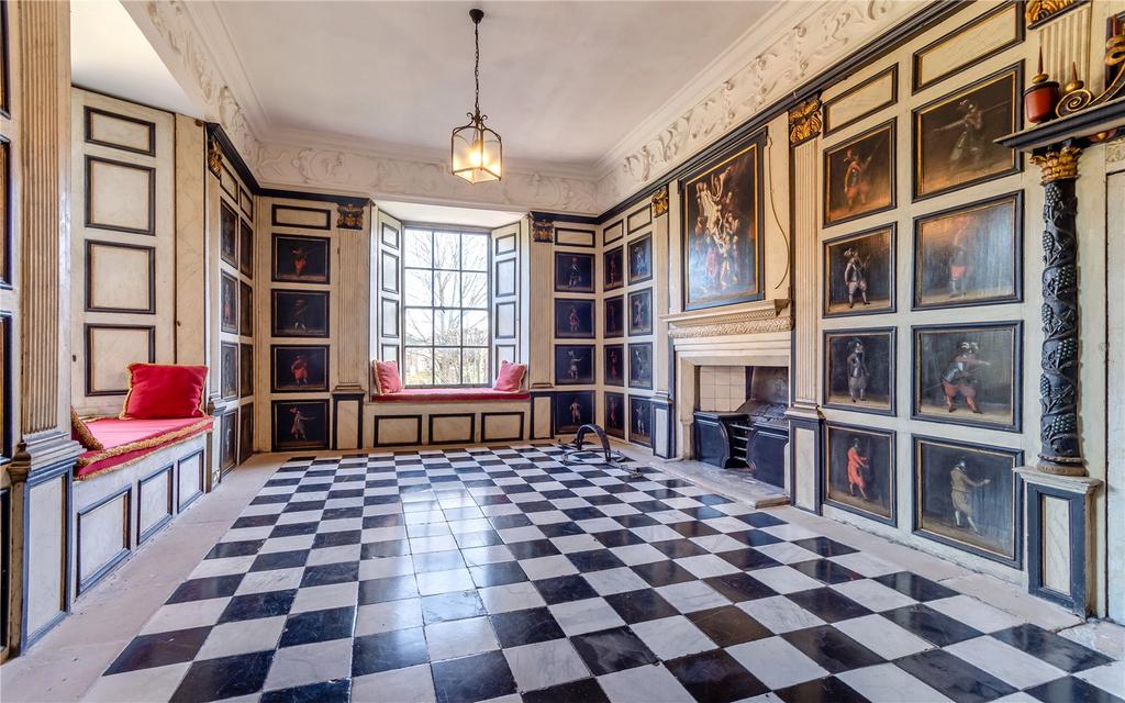 Pages Room