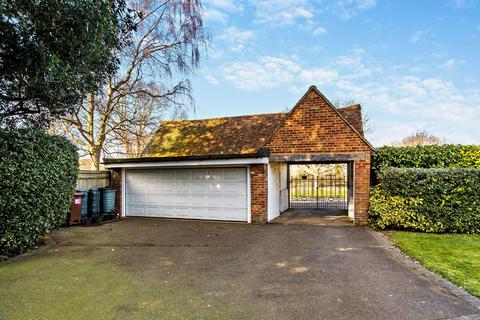 4 bedroom detached house for sale, High Street, Westham, Pevensey, East Sussex