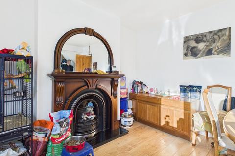 3 bedroom terraced house for sale, Mainwaring Rd, Wirral CH62