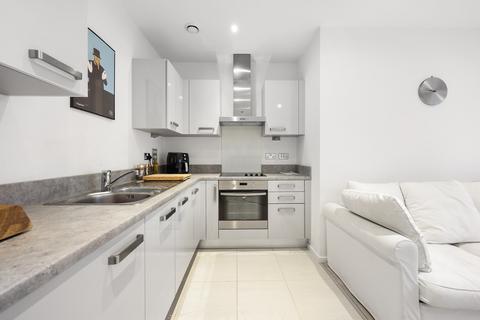 1 bedroom flat for sale, London SW18