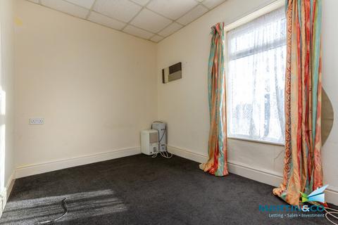 1 bedroom apartment to rent, St Bedes Avenue, Blackpool FY4