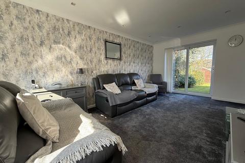 3 bedroom detached house for sale, Bransdale Avenue, Forest Town, Mansfield