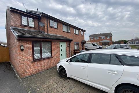 5 bedroom semi-detached house to rent, Coleridge Way, Crewe