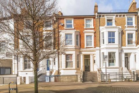 2 bedroom flat for sale, Priory Park Road, London NW6