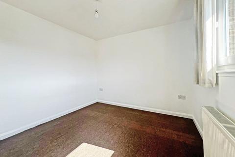 85a Cleveland Close, Basingstoke, RG22 5AW