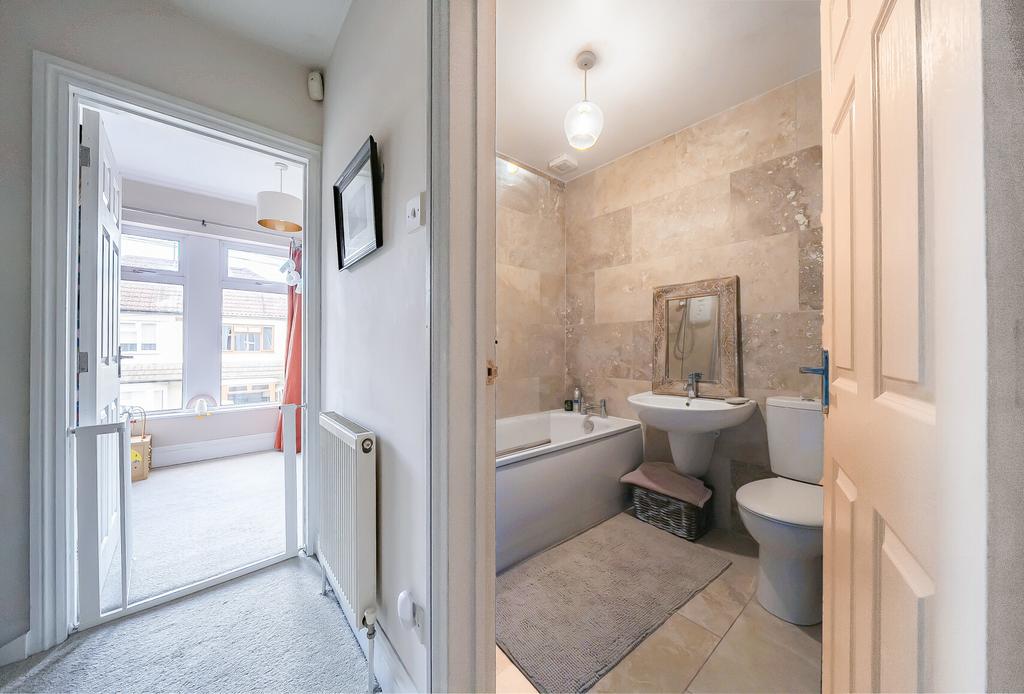 Landing/Bathroom