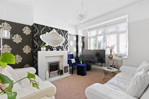 3 bedroom terraced house for sale, Manor Road, London