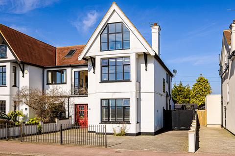 5 bedroom semi-detached house for sale, Leigh-on-sea SS9