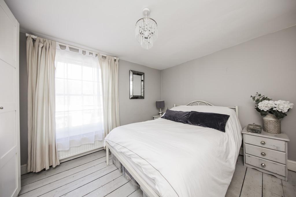 Bed 1