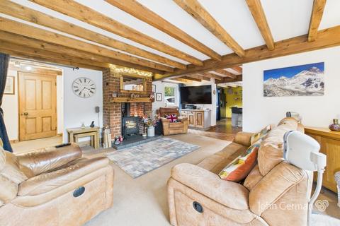 4 bedroom barn conversion for sale, Thurvaston Road, Marston Montgomery