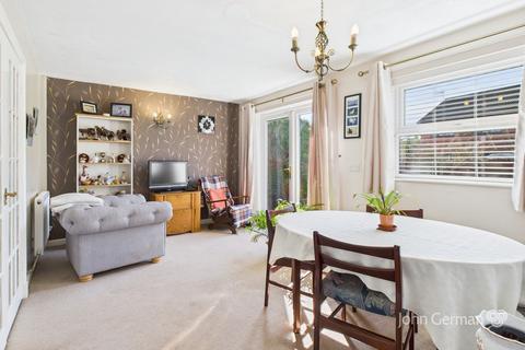 31 Hillside Drive, Little Haywood, Stafford, ST18 0NN