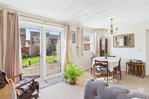 31 Hillside Drive, Little Haywood, Stafford, ST18 0NN