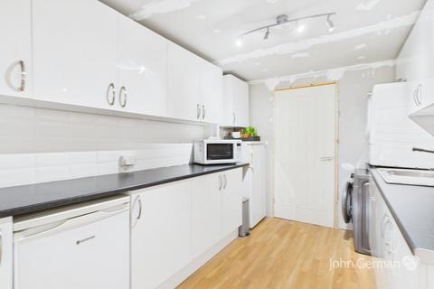 31 Hillside Drive, Little Haywood, Stafford, ST18 0NN