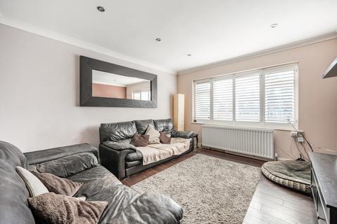 4 bedroom terraced house for sale, Stanhope Road, Carshalton