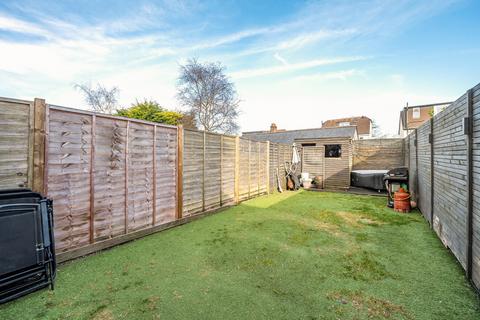 24 Stanhope Road, Carshalton, SM5 4LH