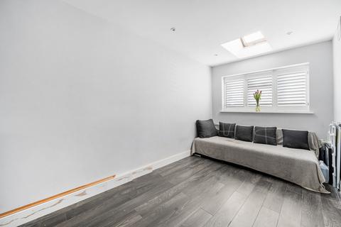 24 Stanhope Road, Carshalton, SM5 4LH