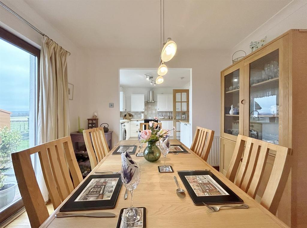 Dining open plan to kitchen