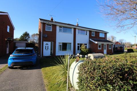 3 bedroom semi-detached house for sale, Ffordd Y Rhos, Treuddyn, Mold