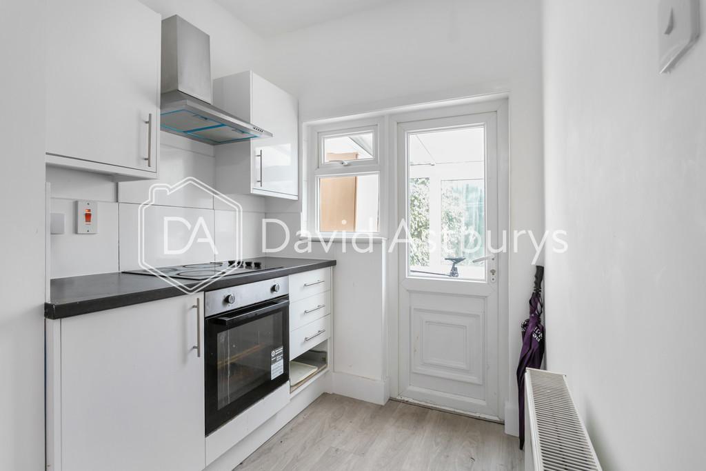 050320257 DACEL 39 Terront Road  N15 3 AA 006
