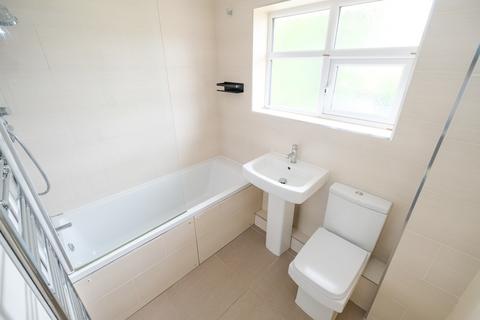 16 Wayne Close, Orpington, BR6 9TS