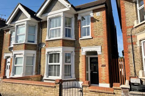 3 bedroom semi-detached house for sale, Clydesdale Road, Hornchurch