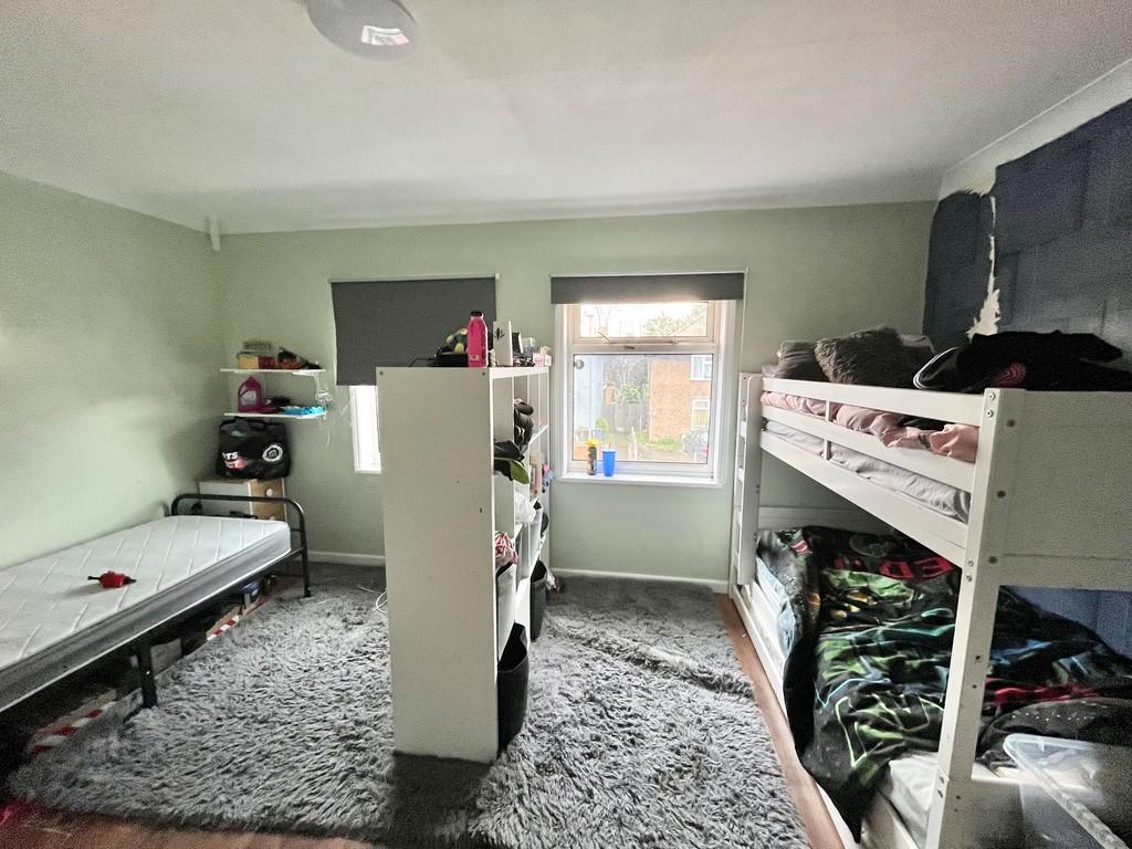 Bed 2.2