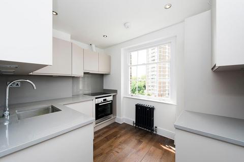 Studio to rent, Compton Road, London