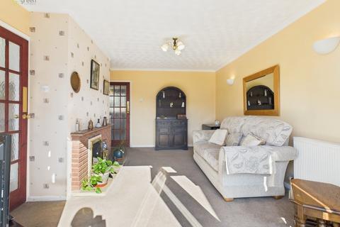 2 bedroom semi-detached bungalow for sale, St. Nicholas Close, Atherstone CV9