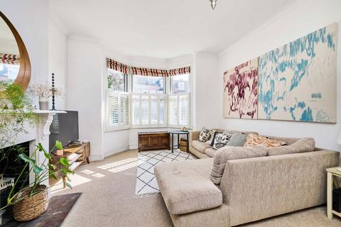 2 bedroom flat for sale, Earlsfield Road, London SW18